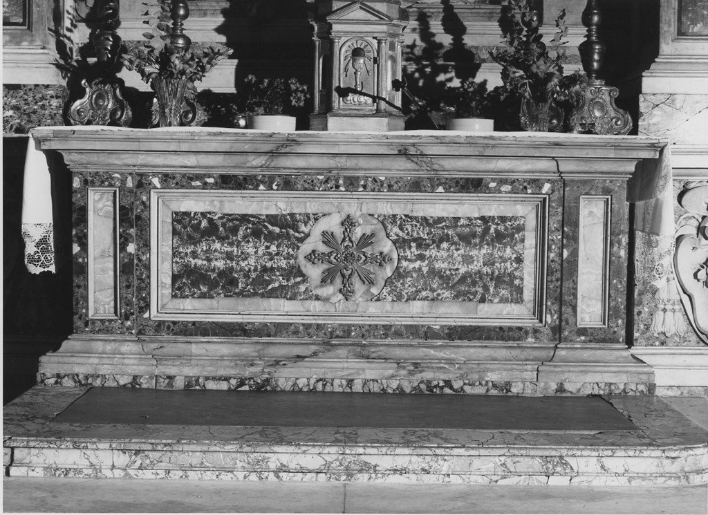altare di Berrettini Luca (attribuito), Ferri Ciro (attribuito) (sec. XVII)